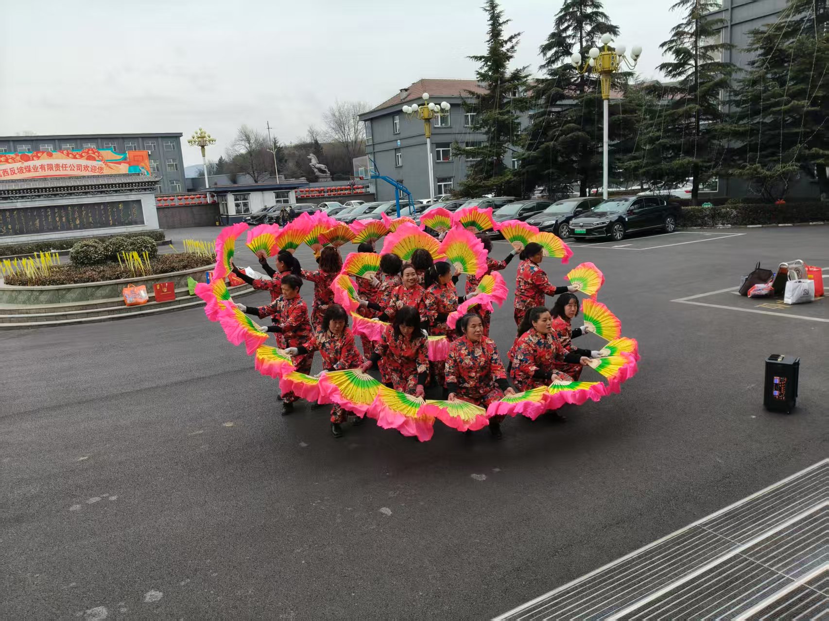 闹元宵2.jpg